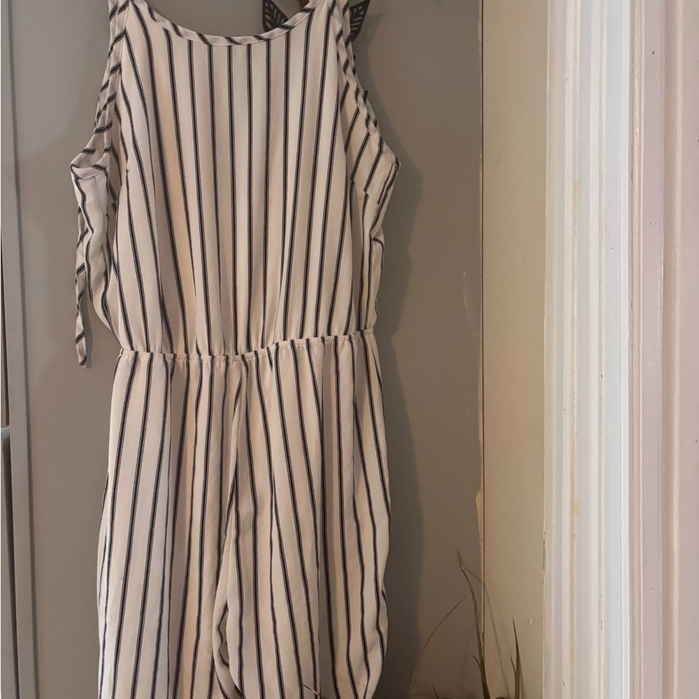 Striped Sleeveless Romper in White and Black